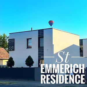 St Emmerich Residence Gyor Exterior photo