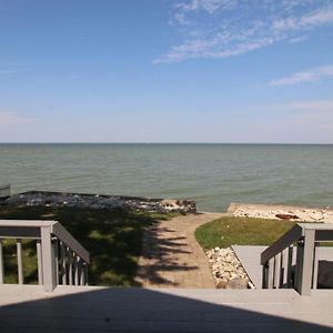 Beautiful House On The Bay! Villa Green Bay Exterior photo