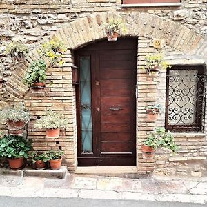 Appartamento Nonnamilde Assisi Exterior photo