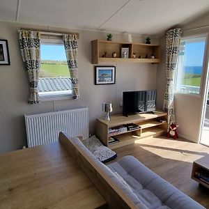 Seaside View Caravan In Polperro Apartment Looe Exterior photo