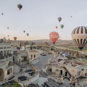 Azure Cave Suites - Cappadocia Göreme Exterior photo