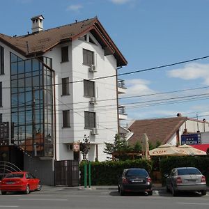 Pensiunea Turistica Europa Hotel Drobeta Turnu Severin Exterior photo