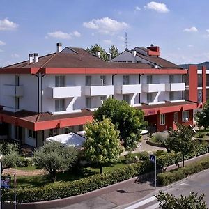 Hotel Lo Zodiaco Abano Terme Exterior photo