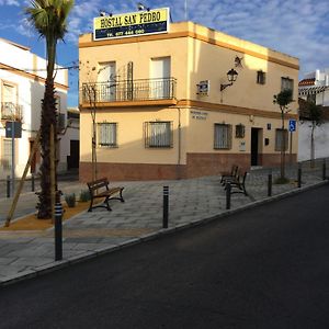 Hostal San Pedro Hotel Sanlucar la Mayor Exterior photo