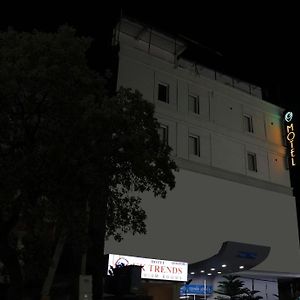 Hotel Kk Trends Vijayawada Exterior photo
