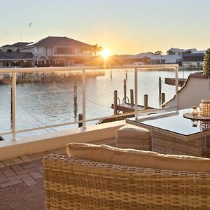 Dock Canal View-Jetty For Your Own Boat! Villa Mandurah Exterior photo