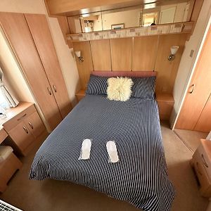 Atlas 2 Bedroom Caravan, Glasgow Uddingston Exterior photo