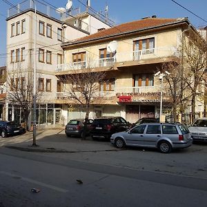 Twin Apartment Prishtinë Exterior photo