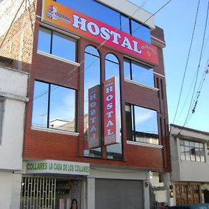 Hostal Fevilamir Hotel Ibarra Exterior photo