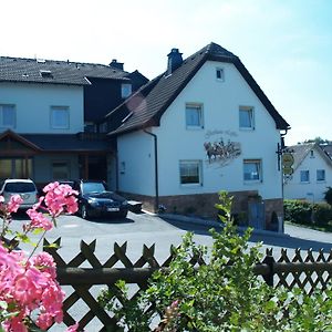 Pension Loeffler Hotel Steinbach am Wald Exterior photo