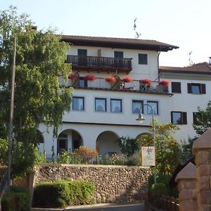 Gasthof Zum Roessl Hotel San Genesio Atesino Exterior photo