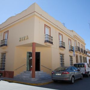 Hostal Niza Hotel San Juan Del Puerto Exterior photo