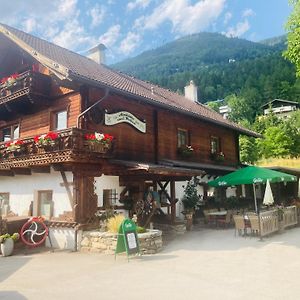 Almhuette Zwei Welten Bed & Breakfast Obervellach Exterior photo