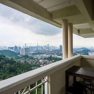Myrehat Puncak Anthenauem 3 Bedroom Kuala Lumpur Exterior photo