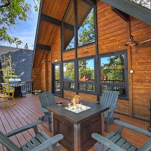 New!!! Dreamy Bear Haus- Updated Retro Retreat & Spa, Pet & Kid Friendly Big Bear Lake Exterior photo