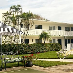 Fernando Flats Apartment Palm Beach Shores Exterior photo