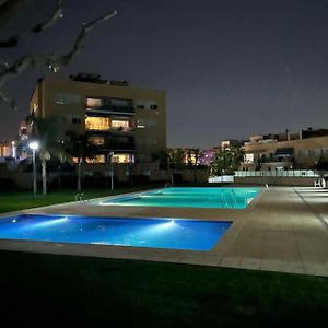 Barcelona Beach And Pool Montgat Exterior photo