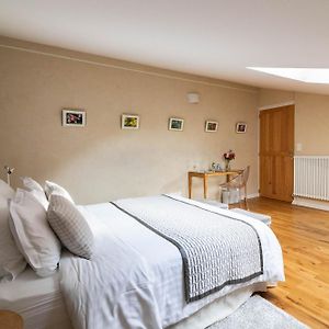 Clos Des Moulins Bed & Breakfast Poitiers Room photo