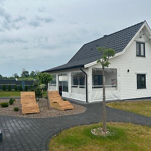 Domek Caloroczny Fuleda -Mazury Gizycko Sauna Jacuzii Kominek Hotel Exterior photo