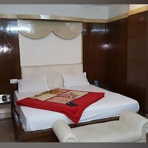 Hotel Ashok Near By Railway Station Haridwar Exterior photo