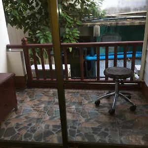 Lucky Guest House Pulau Phi Phi Exterior photo