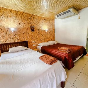 Lux Guesthouse Pulau Phi Phi Exterior photo