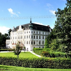 Penzion Na Zamku Hotel Novy Jicin Exterior photo