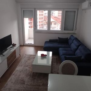 Novi Pazar Apartment Modern Hideaway Exterior photo