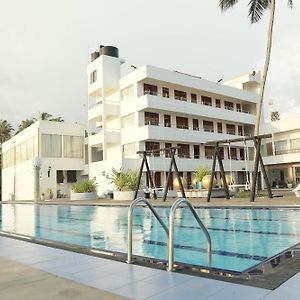 New Ocean Hill Hotel Hikkaduwa Exterior photo