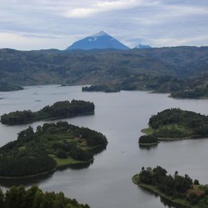 Bunyonyi View Hotel Kabale Exterior photo