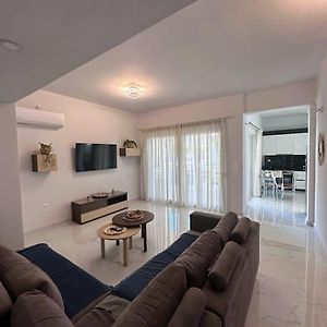 Beach View Apartment Nea Palatia Exterior photo