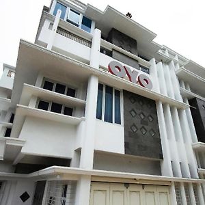 Oyo 716 Iciw Iciw Exclusive Homestay Bandar Lampung Exterior photo