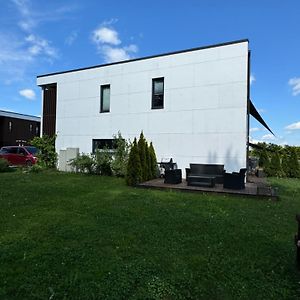 Terraced House In Quiet Neighborhood Apartment Tartu Exterior photo