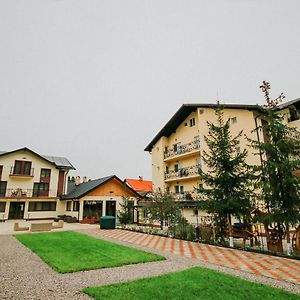 Complex Turistic Constantin Bucovina Hotel Campulung Moldovenesc Exterior photo