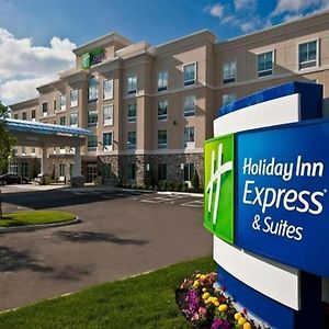 Holiday Inn Express Hotel & Suites Columbus Exterior photo