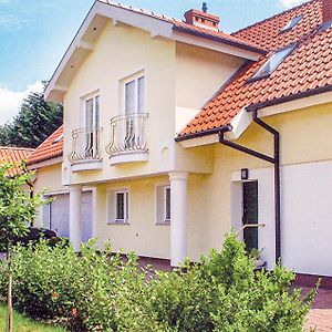 2 Bedroom Lovely Home In Tarnowo Podgorne Przezmierowo Exterior photo