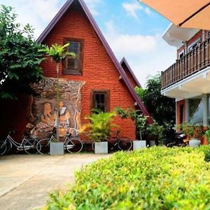 D Family Resort Anuradhapura Exterior photo