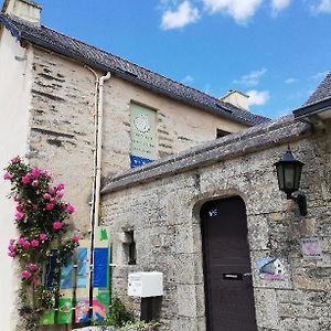 Maison De Caractere Renovee A Loperec Villa Exterior photo