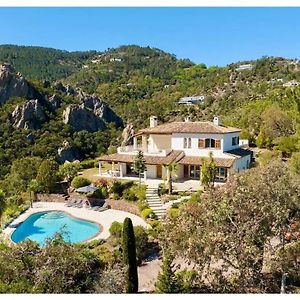 Escaillon Comfortable Holiday Residence Frejus Exterior photo