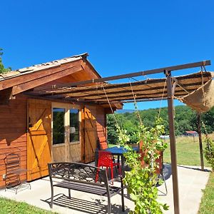 Chalets Du Bois De Vache Le Poet-Celard Exterior photo