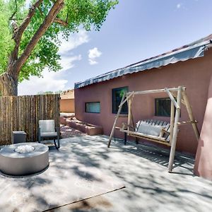 Historic Millicent Rogers Guest House With Hot Tub Taos Exterior photo