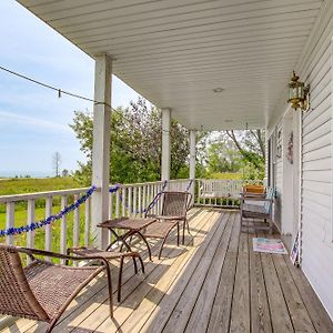 Algoma Vacation Rental With Fire Pit And Lake Views! Exterior photo