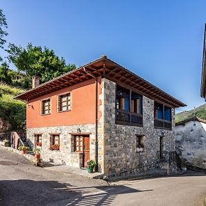 Comeya Apartment Cangas de Onis Exterior photo