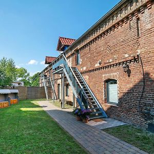 Ferienhaus 'Zum Taenzelnden Pony' Hotel Ludwigsfelde Exterior photo