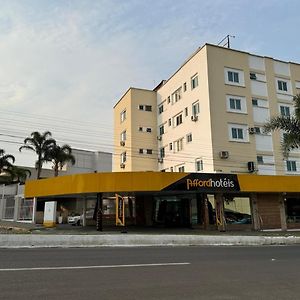 Slim Lages Hotel Exterior photo