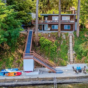 Waterfront Vashon Island Home, Beach Access And View Exterior photo