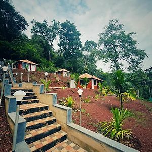 Dandeli Jungle Majestic Hotel Exterior photo