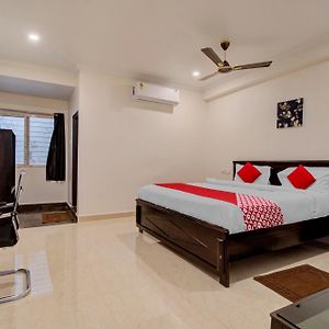 Hotel Mn Stays Vijayawada Exterior photo