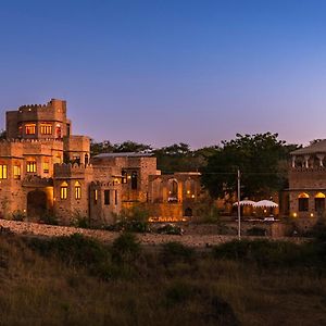 Manmatha, Udaipur Hotel Thur Exterior photo