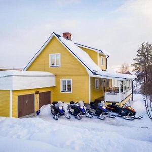 Gemuetliches Ferienhaus In Der Wildnis Lapplands Villa Blattniksele Exterior photo